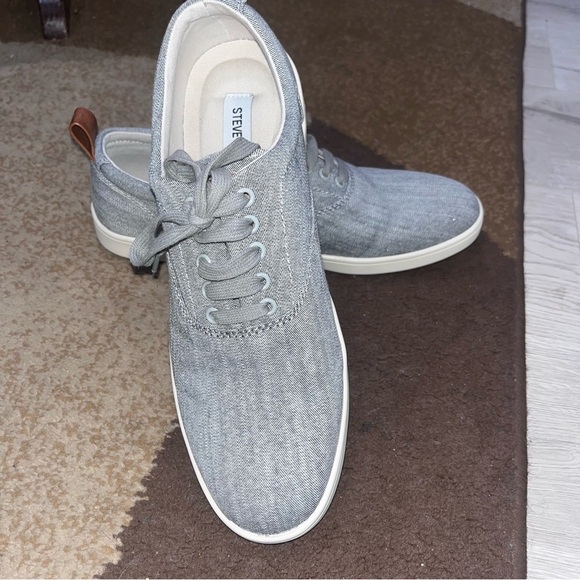 Steve Madden Men's Light Gray Sneakers - Picture 1 of 6